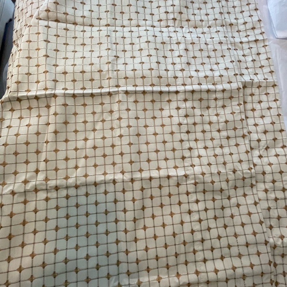 2- Creme with Gold Design Valances - Picture 3 of 9
